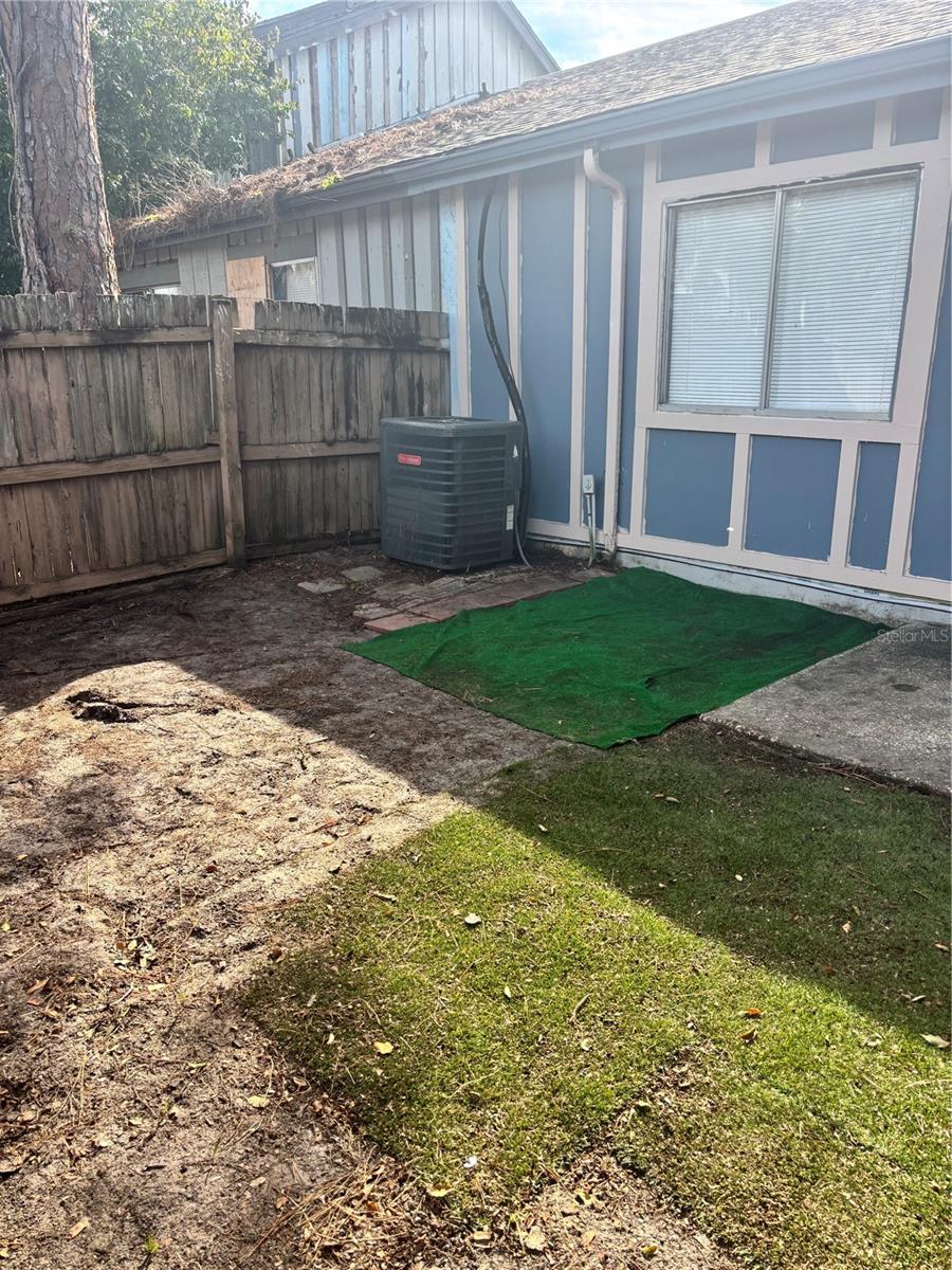 Image 23 of 26 For 4269 Tymberwood Lane C