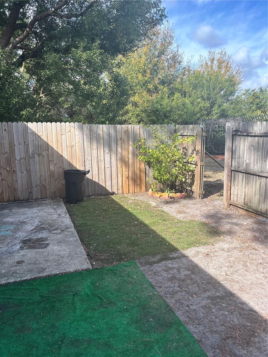 Image 25 of 26 For 4269 Tymberwood Lane C