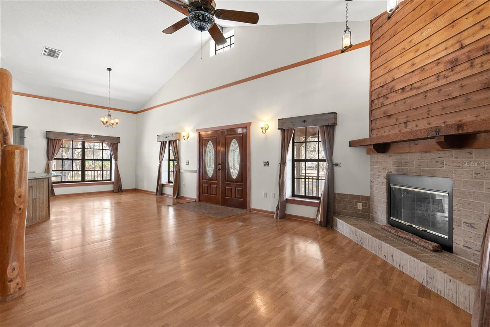 Image 12 of 46 For 17620 Poyner Road N