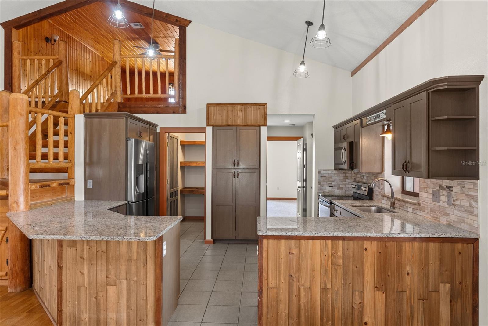 Image 15 of 46 For 17620 Poyner Road N