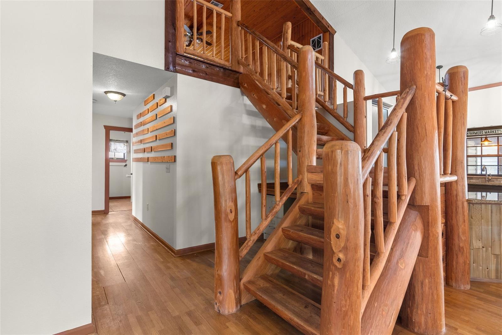 Image 20 of 46 For 17620 Poyner Road N