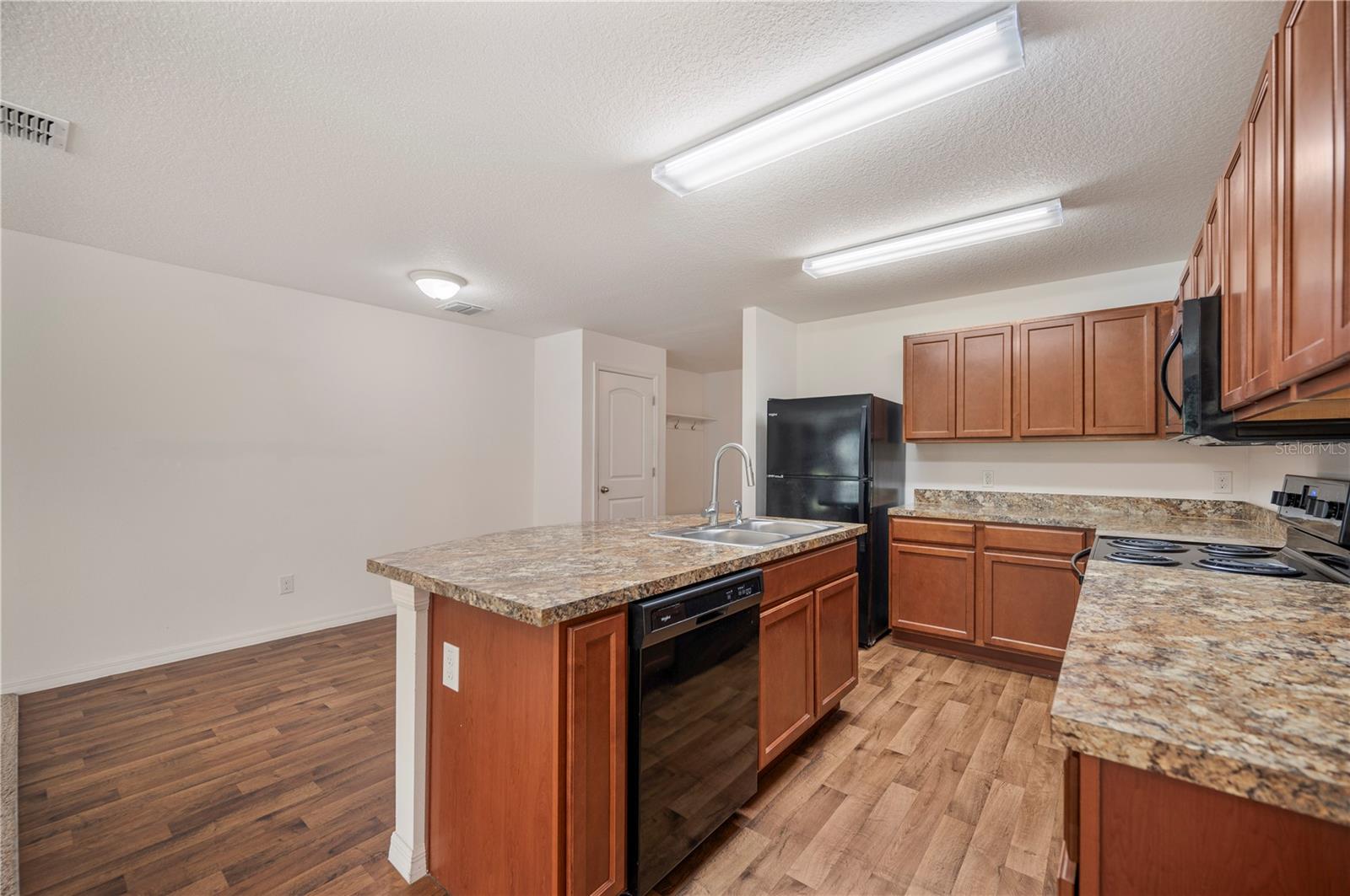 Image 10 of 55 For 5514 Maggiore Boulevard