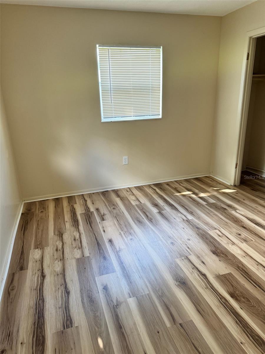 Image 6 of 8 For 128 11th Wahneta Street W