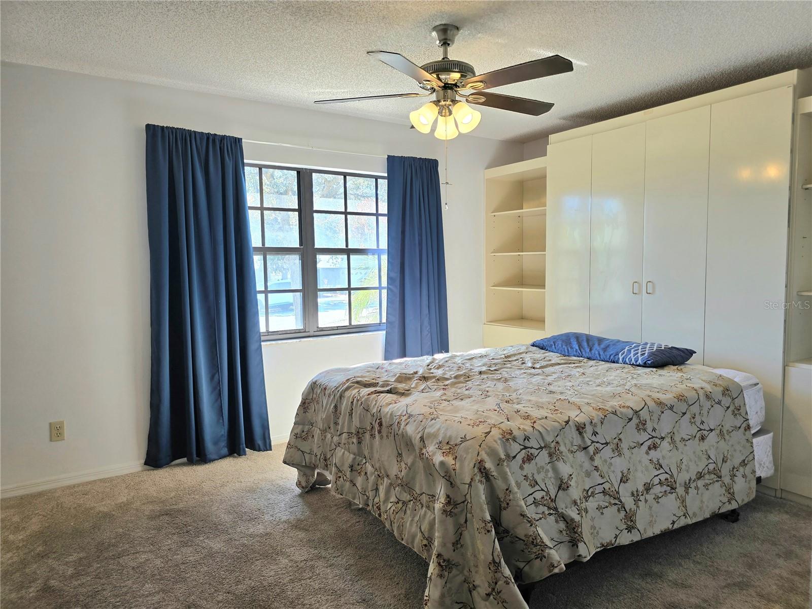 Image 24 of 41 For 707 Cambridge Way