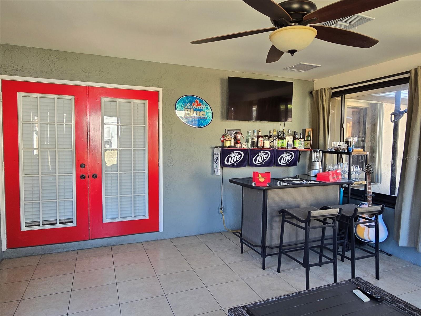 Image 30 of 41 For 707 Cambridge Way