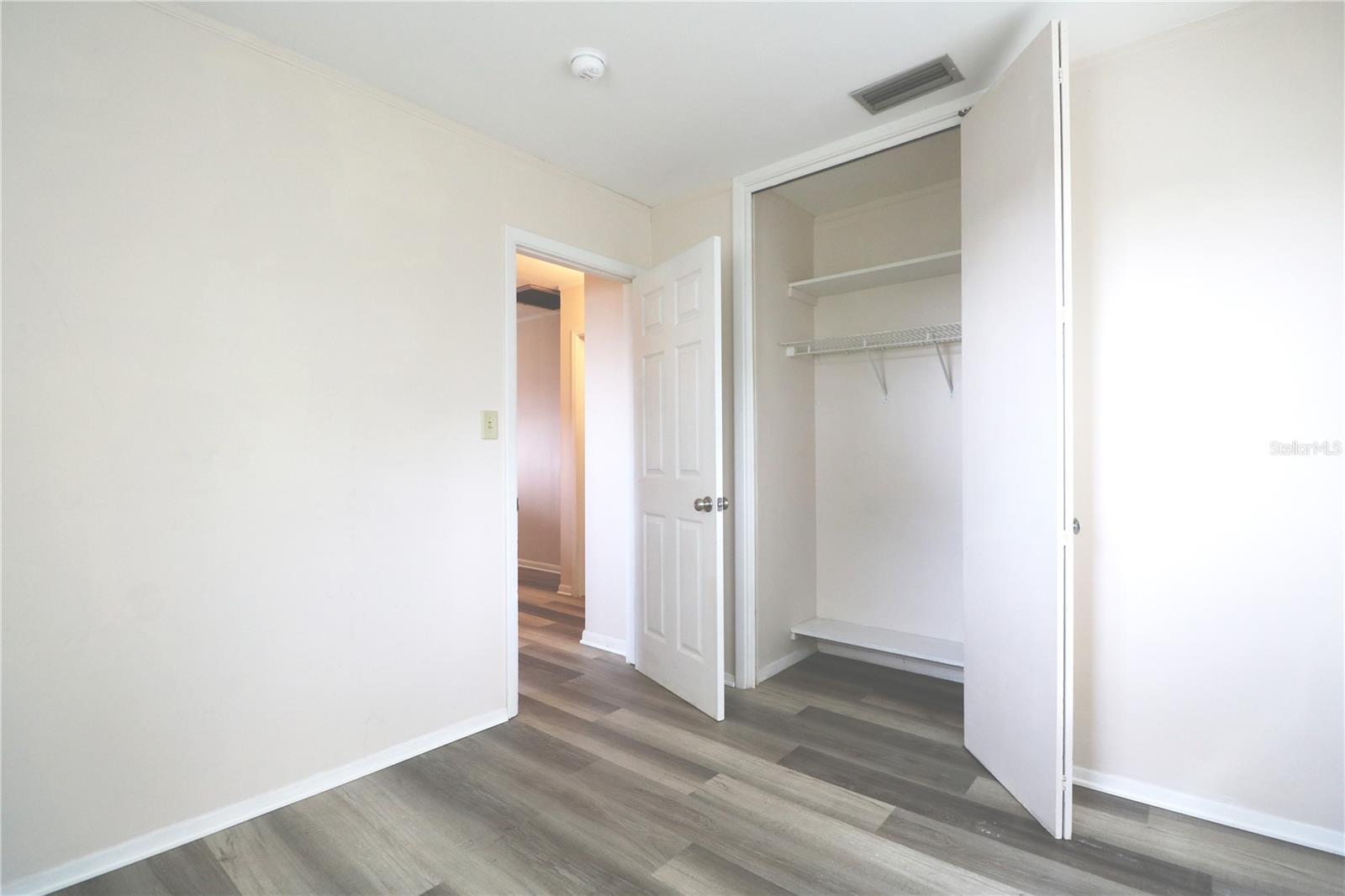 Image 7 of 13 For 1011 Cody Villa Loop Road