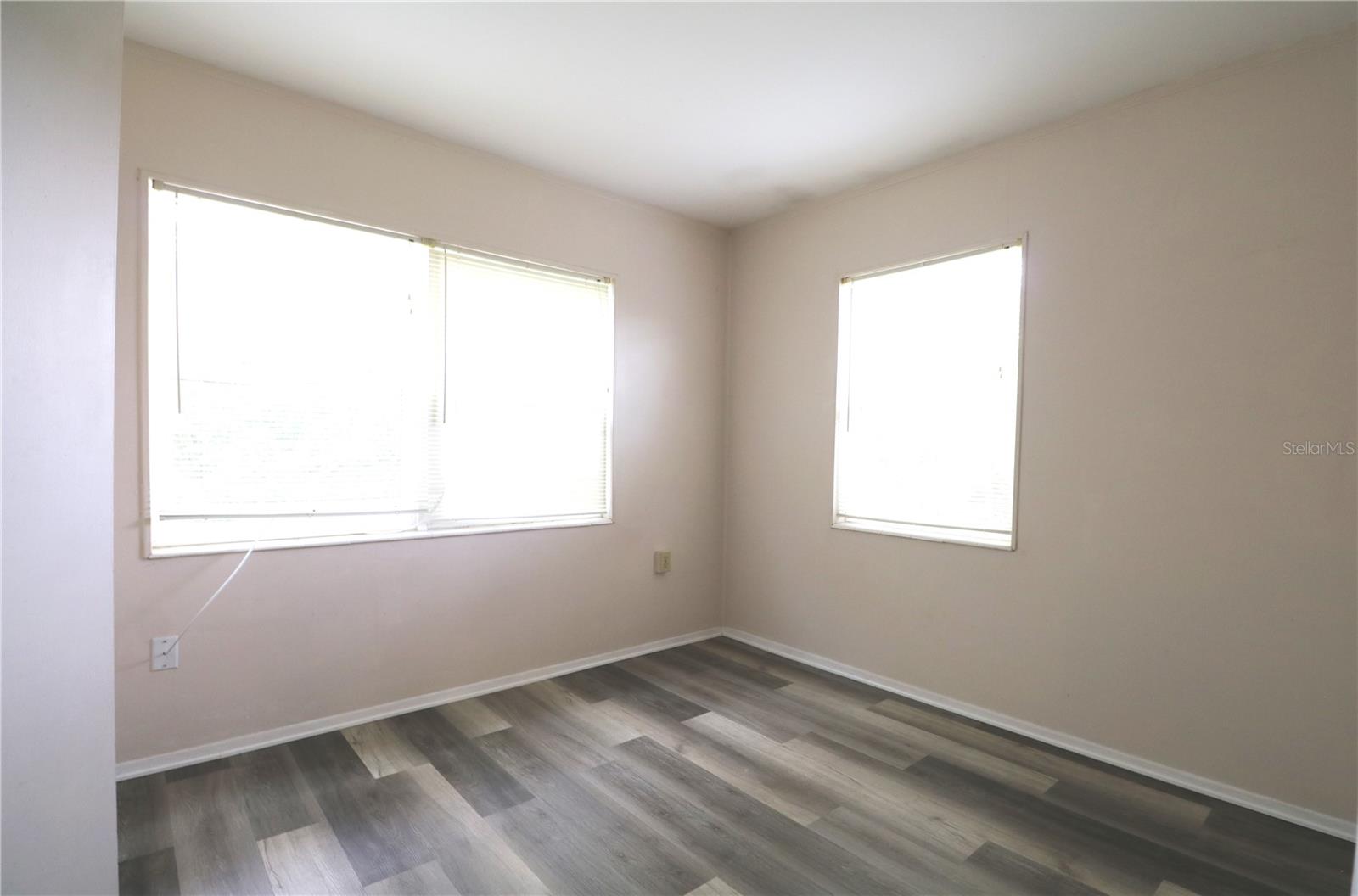 Image 8 of 13 For 1011 Cody Villa Loop Road