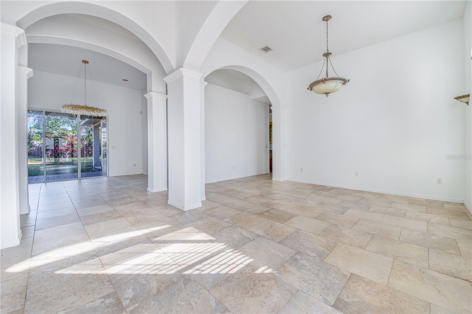 Image 10 of 59 For 5 Pine Forest Lane