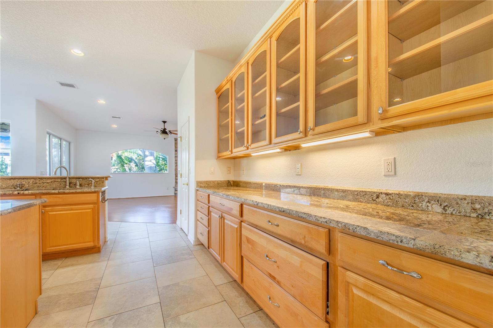 Image 17 of 59 For 5 Pine Forest Lane