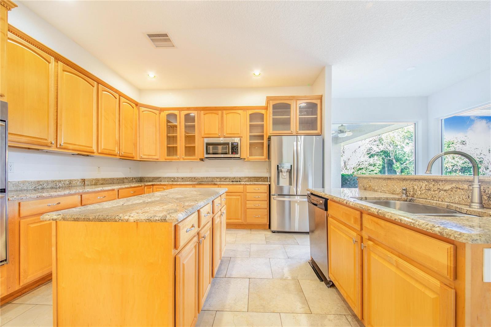 Image 19 of 59 For 5 Pine Forest Lane