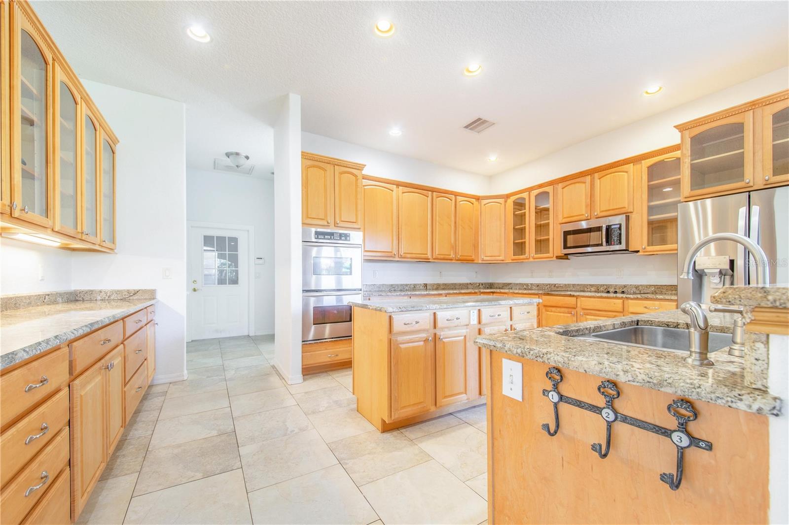 Image 20 of 59 For 5 Pine Forest Lane