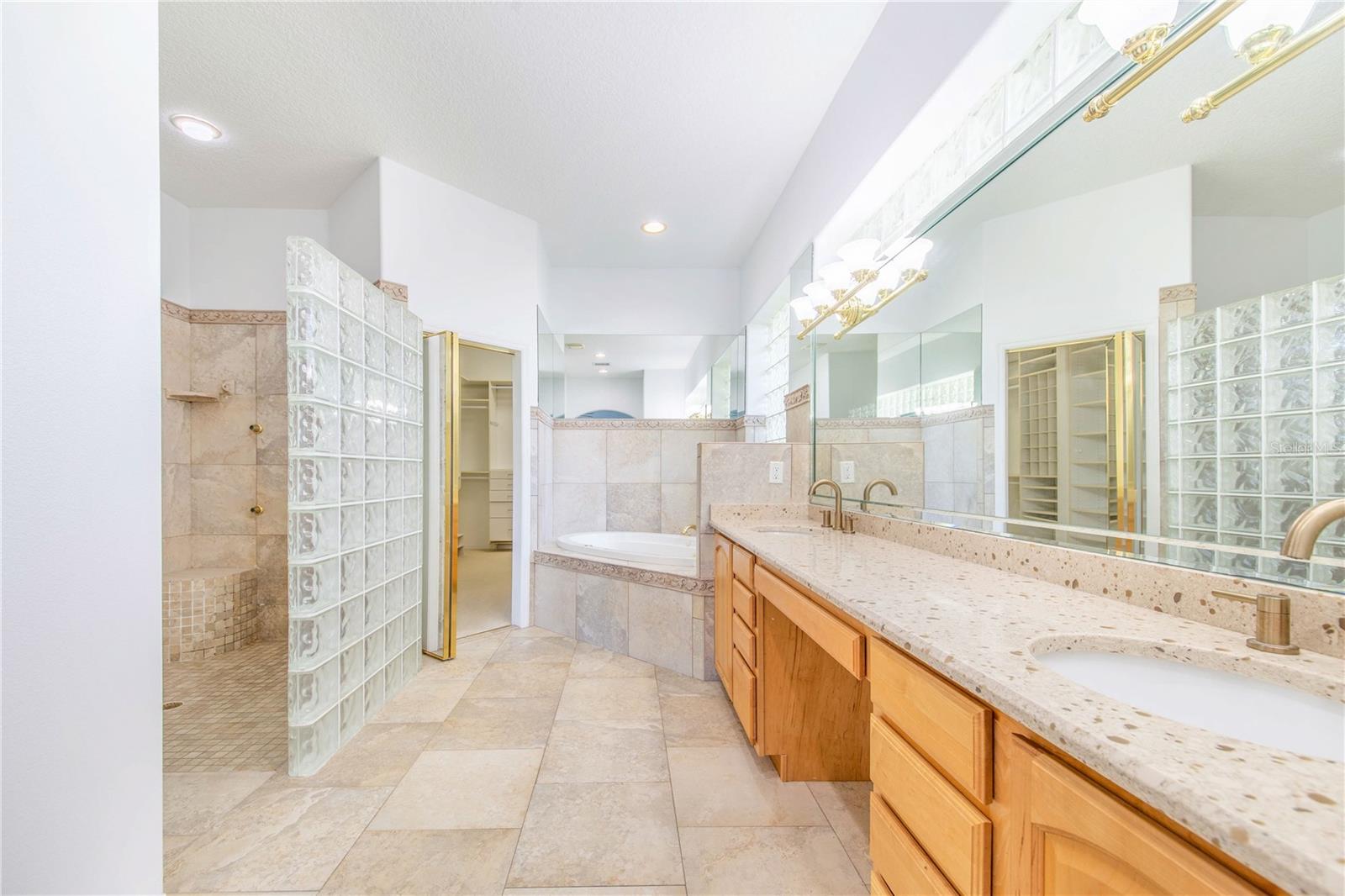 Image 29 of 59 For 5 Pine Forest Lane