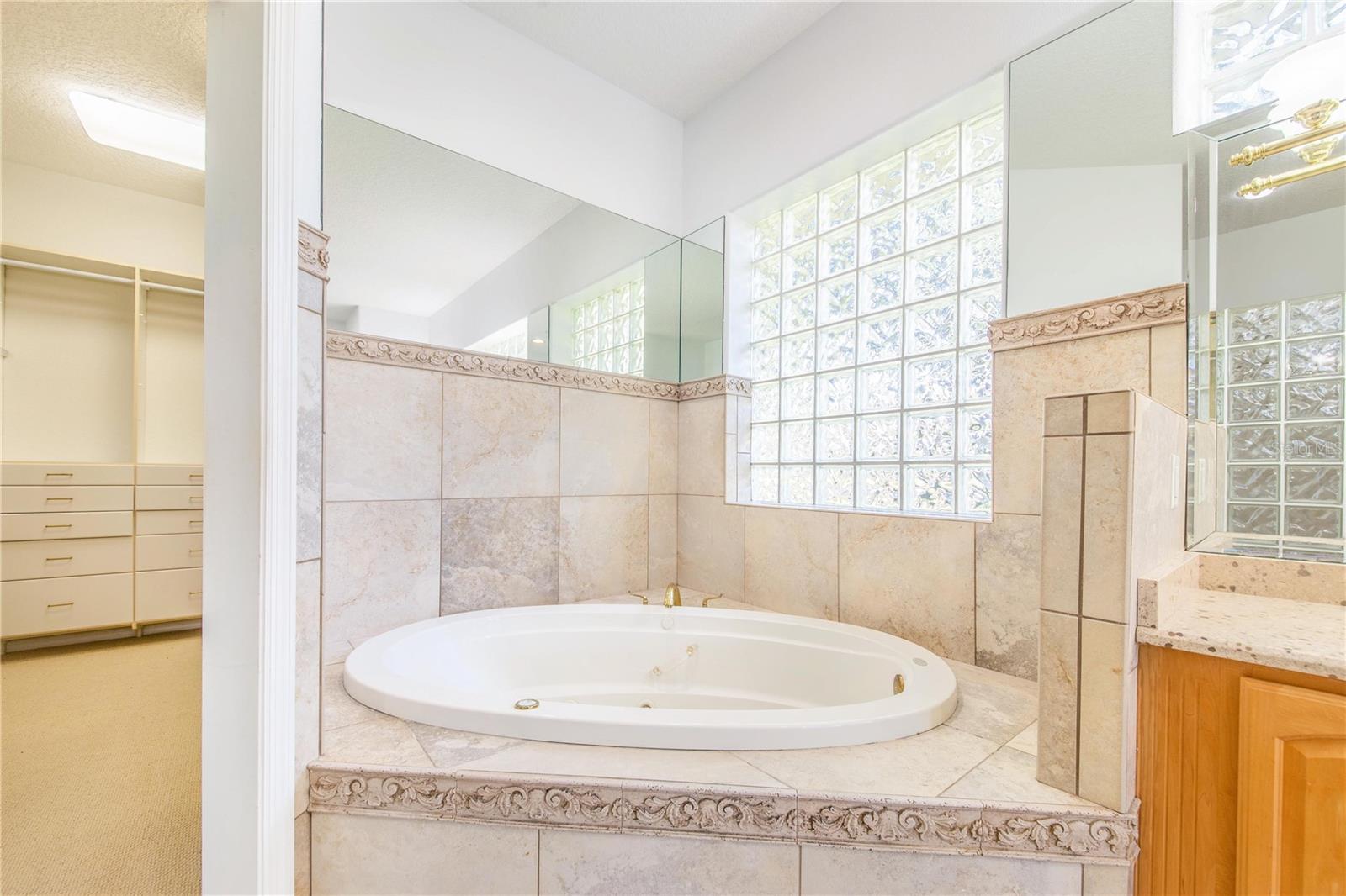 Image 31 of 59 For 5 Pine Forest Lane