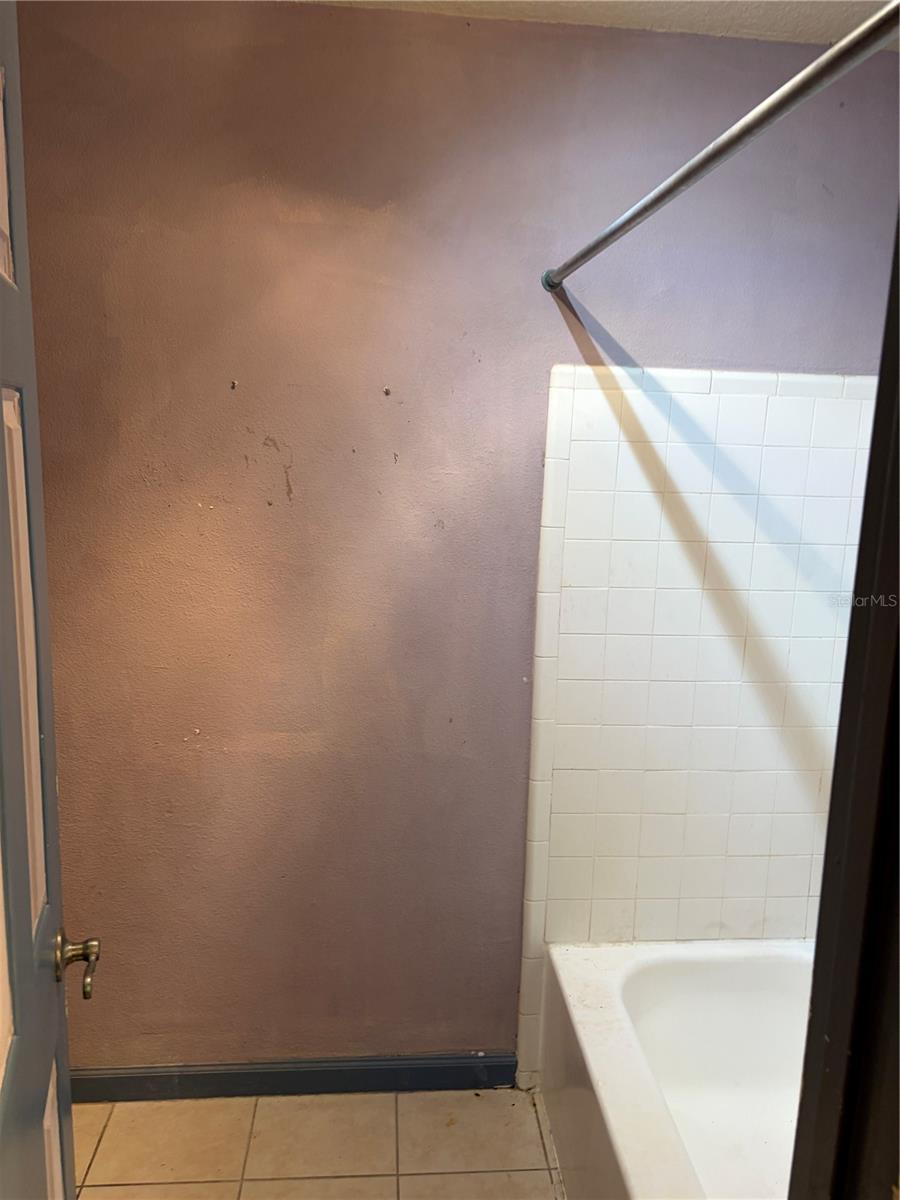 Image 8 of 13 For 4836 Snook Drive Se C