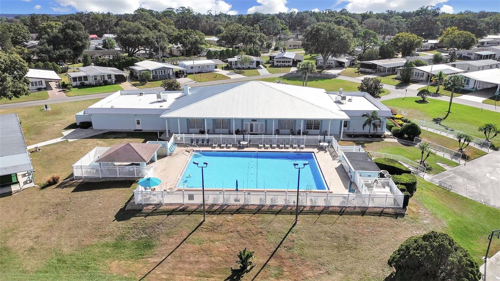 Image 33 of 38 For 1811 Fox Hill Dr