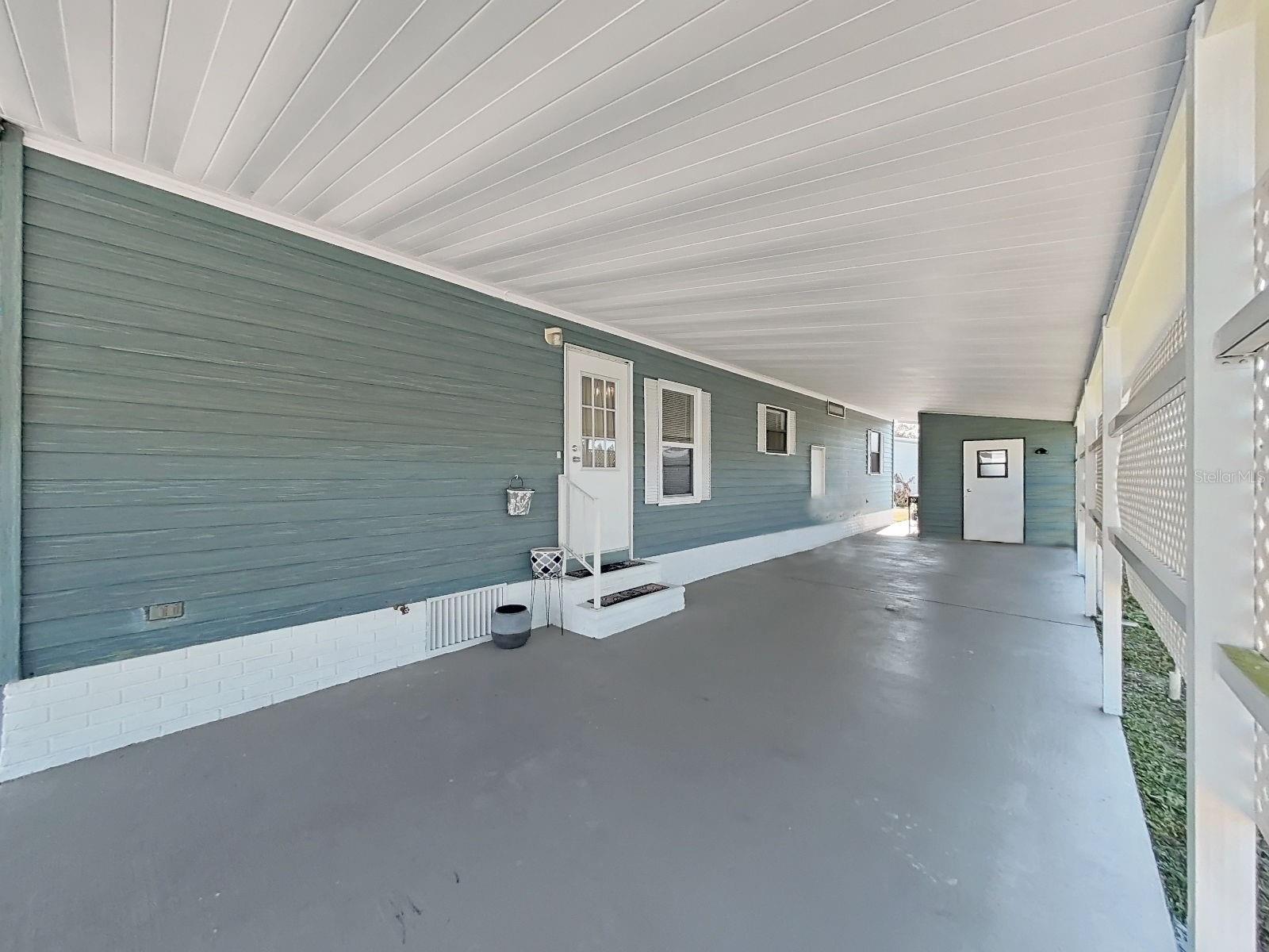 Image 5 of 38 For 1811 Fox Hill Dr