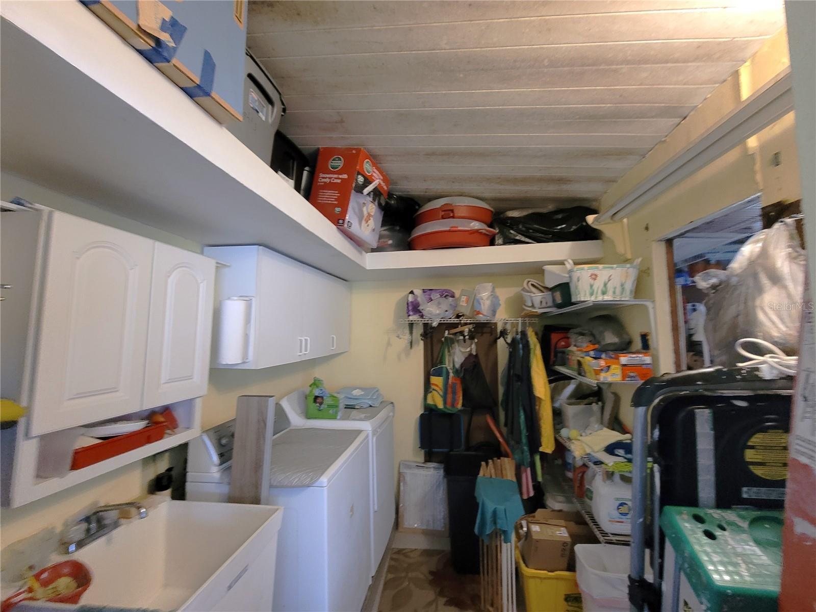 Image 12 of 100 For 298 Townbridge Drive