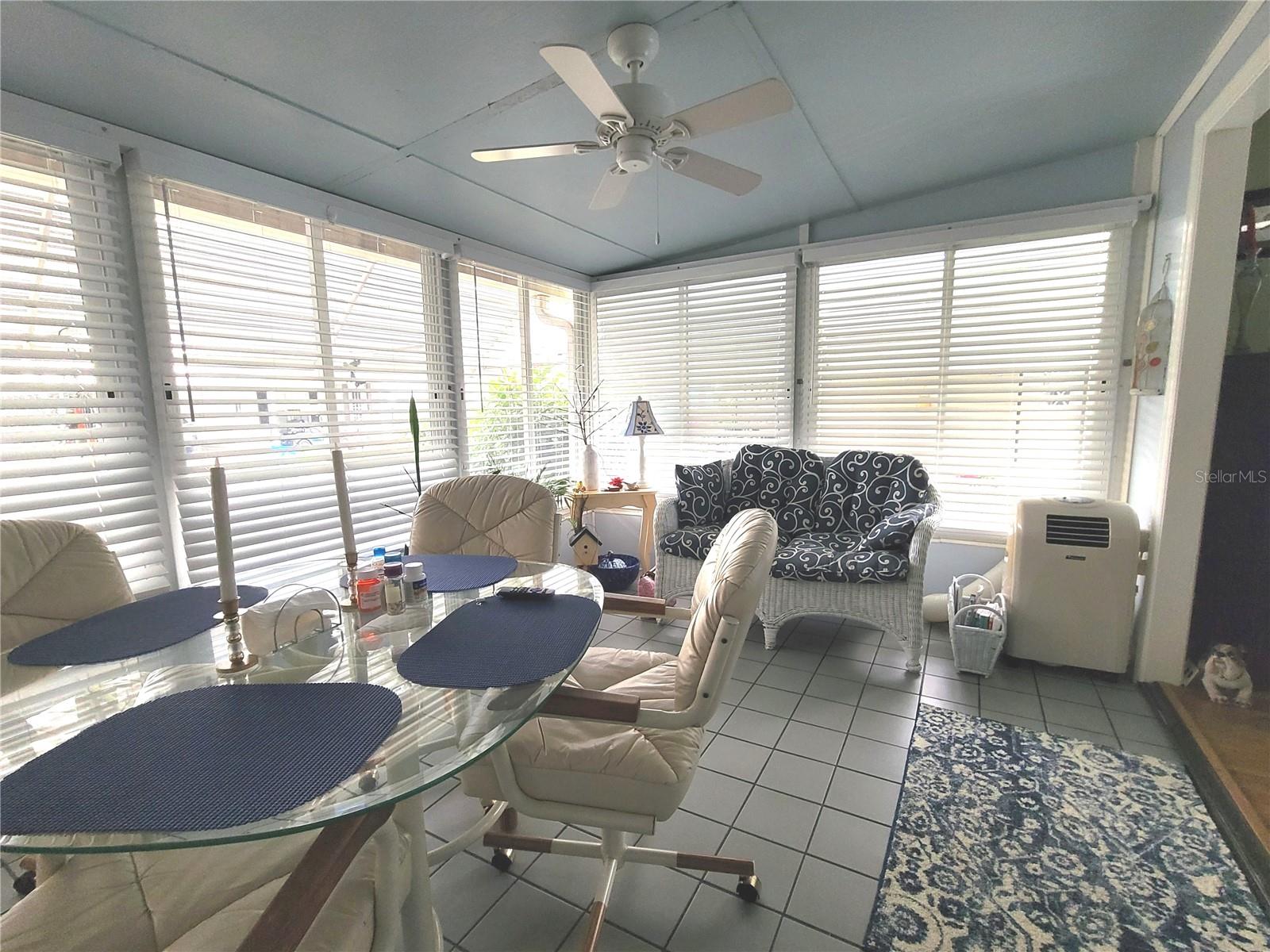 Image 30 of 100 For 298 Townbridge Drive