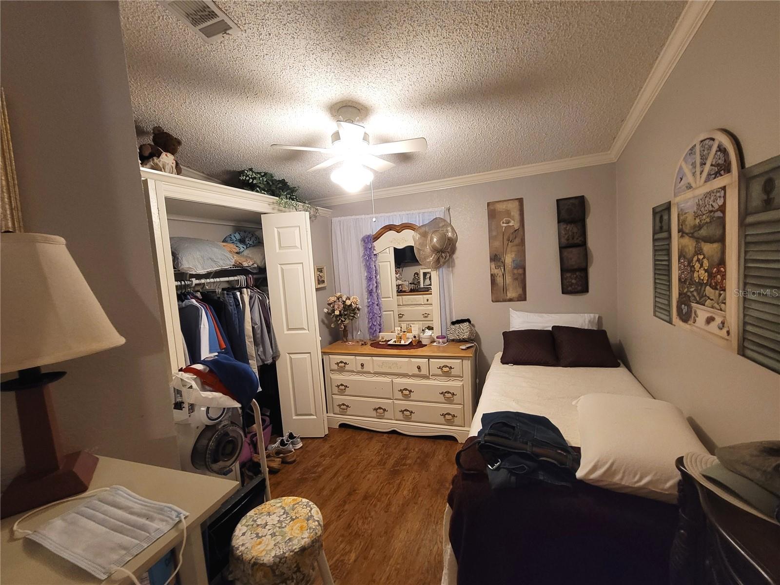 Image 47 of 100 For 298 Townbridge Drive