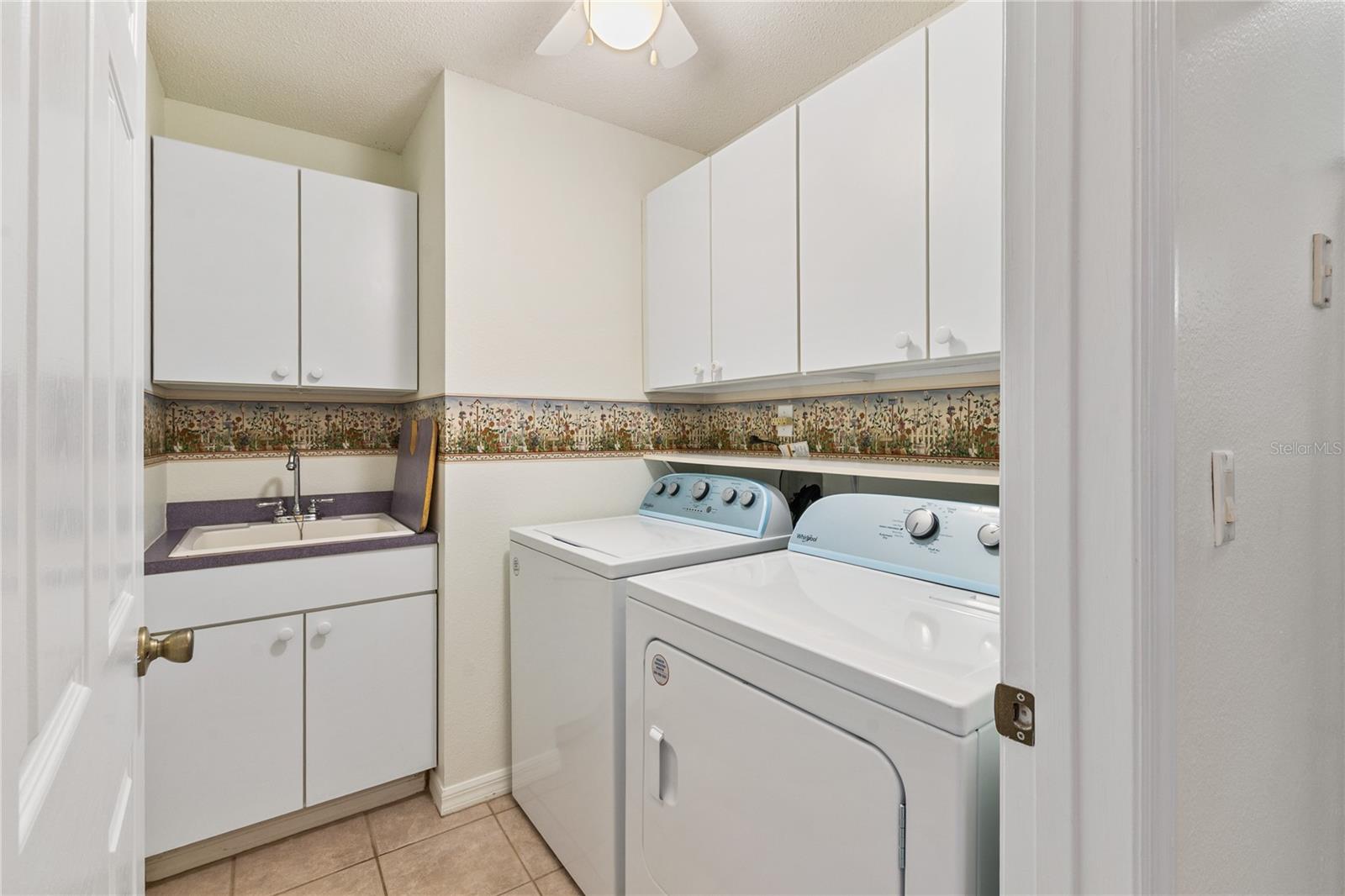 Image 33 of 38 For 2380 Paulette Drive