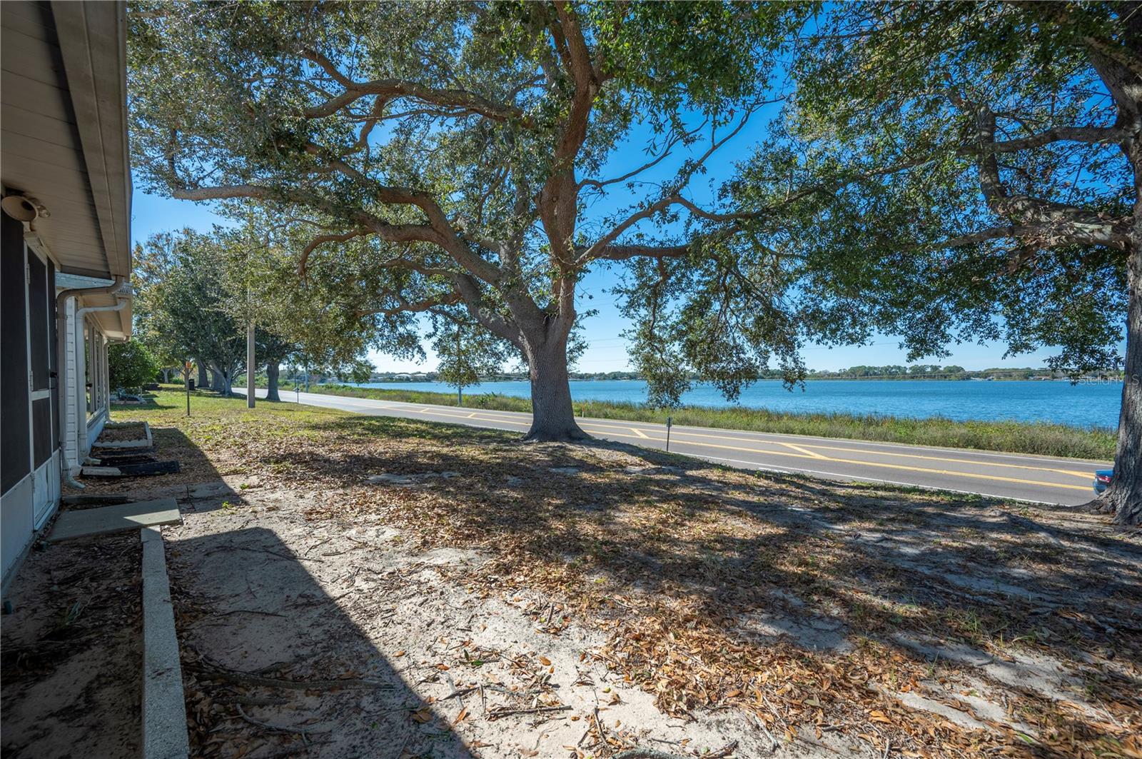 Image 23 of 36 For 205 Winter Ridge Boulevard