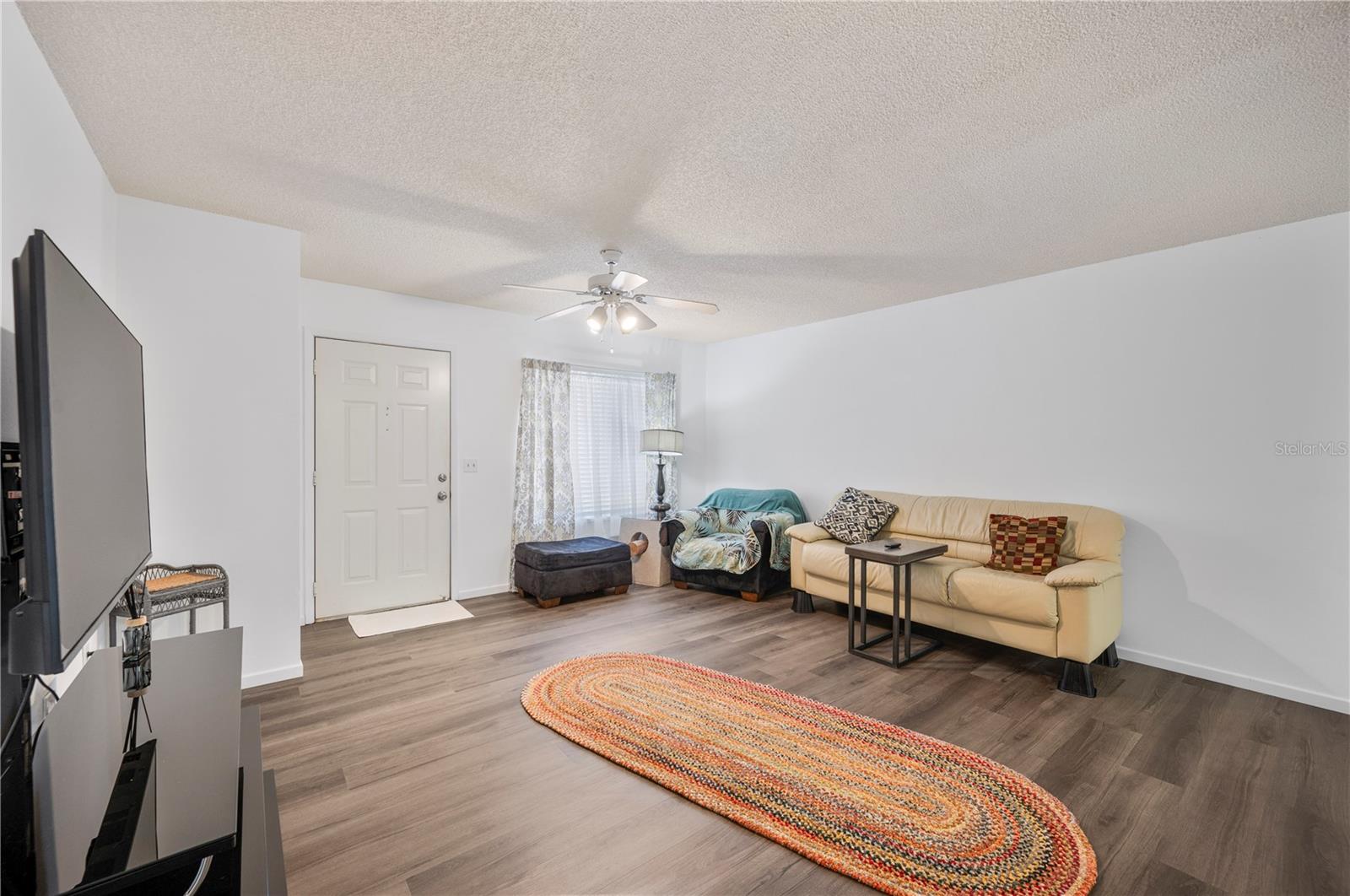 Image 5 of 36 For 205 Winter Ridge Boulevard