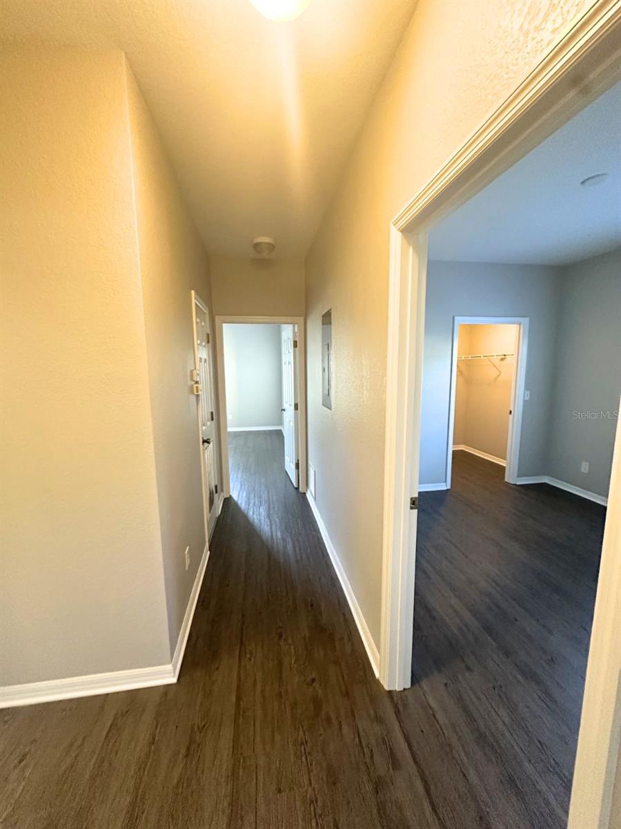 Image 7 of 19 For 1704 Eagle Pond Drive 1704