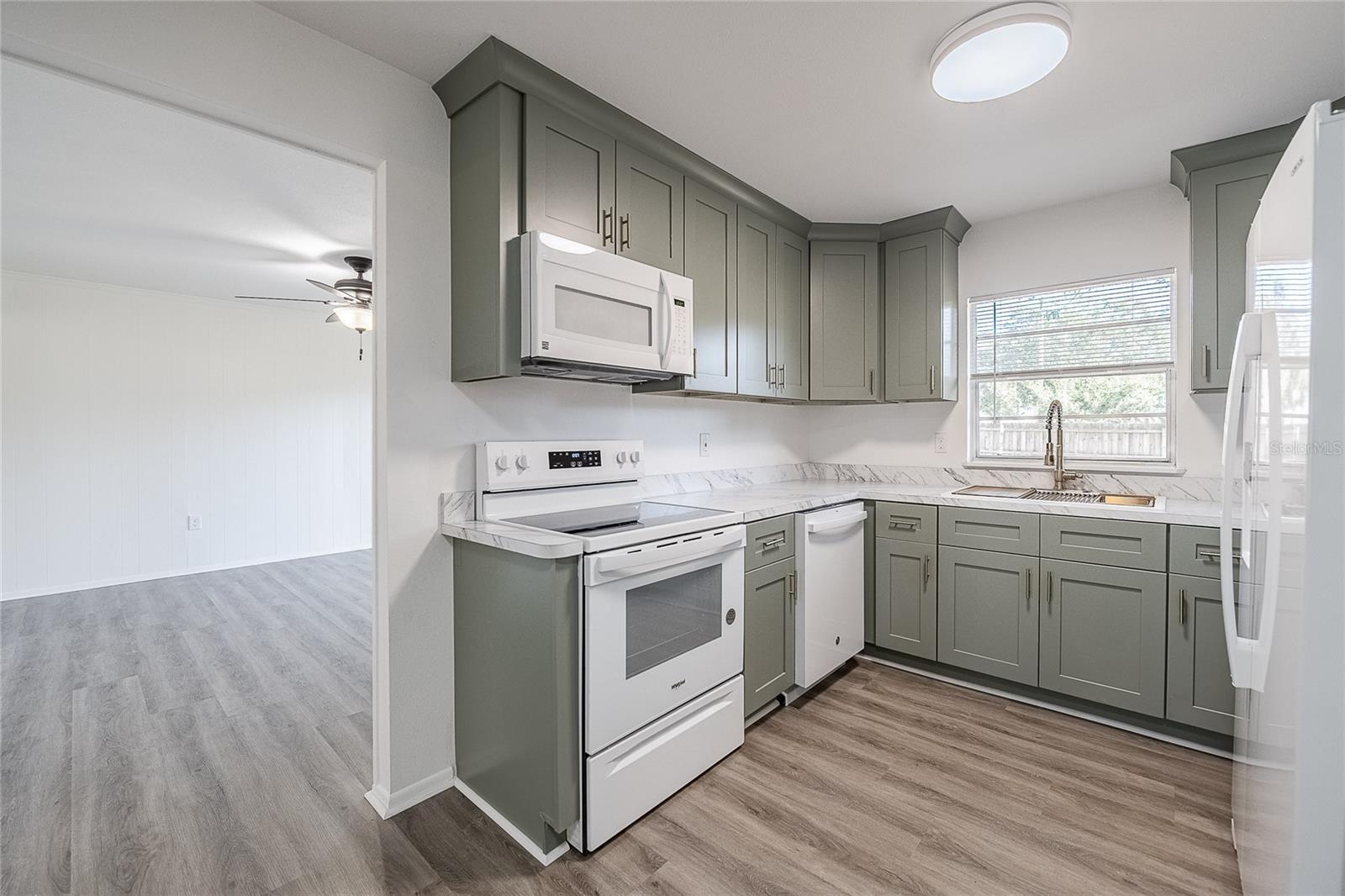 Image 14 of 38 For 5653 La Serena Avenue