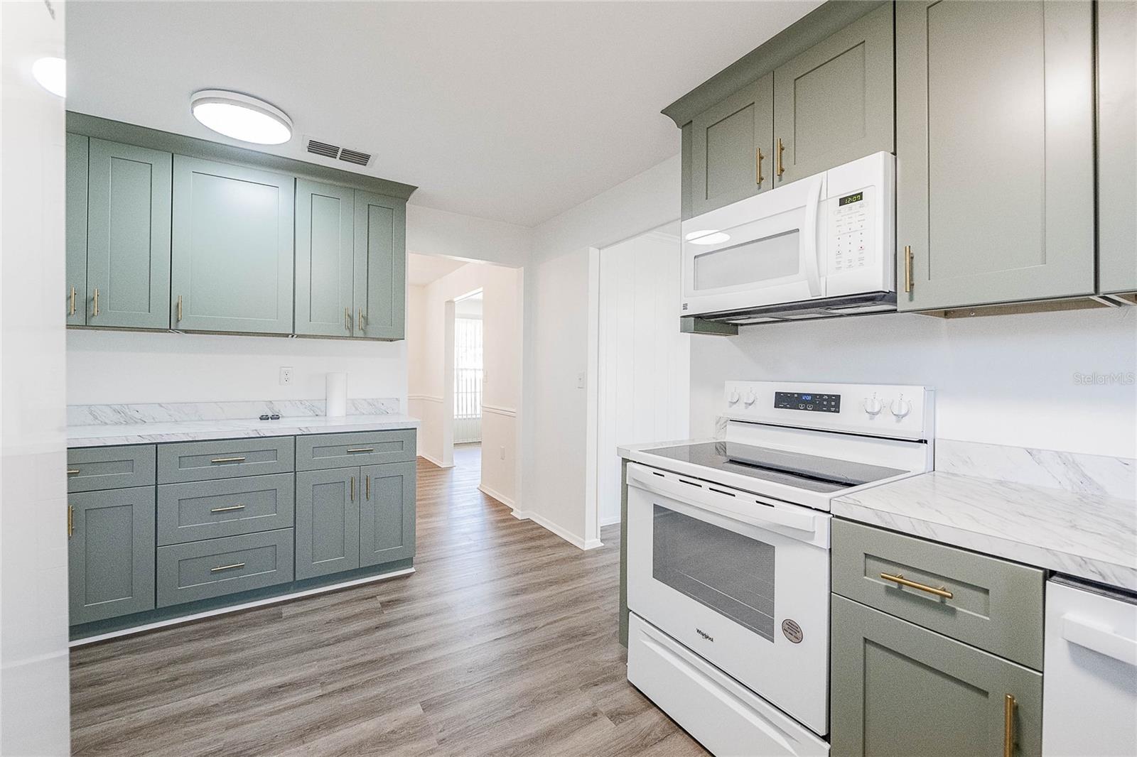 Image 15 of 38 For 5653 La Serena Avenue