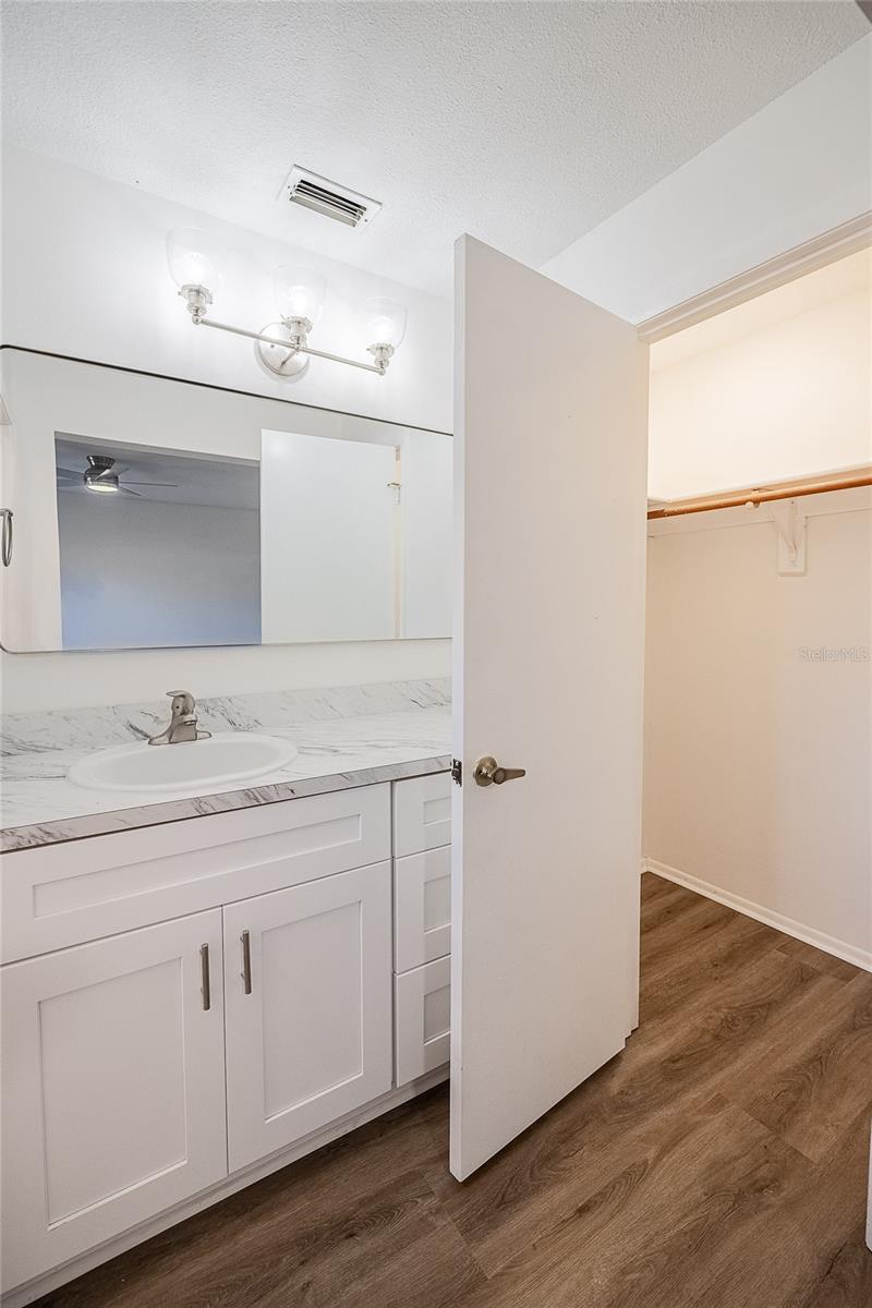 Image 22 of 38 For 5653 La Serena Avenue