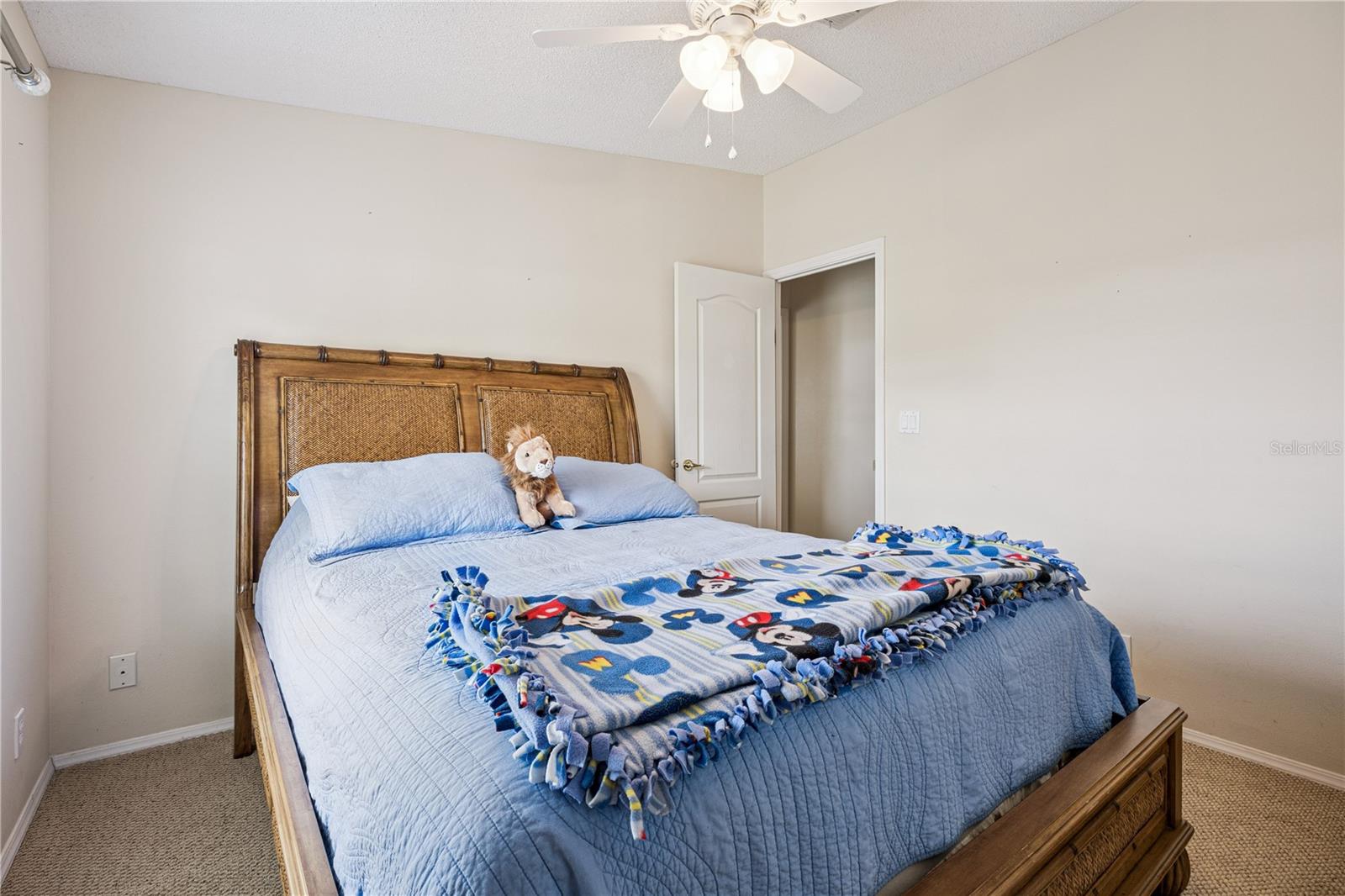 Image 18 of 76 For 5226 Island View Circle N