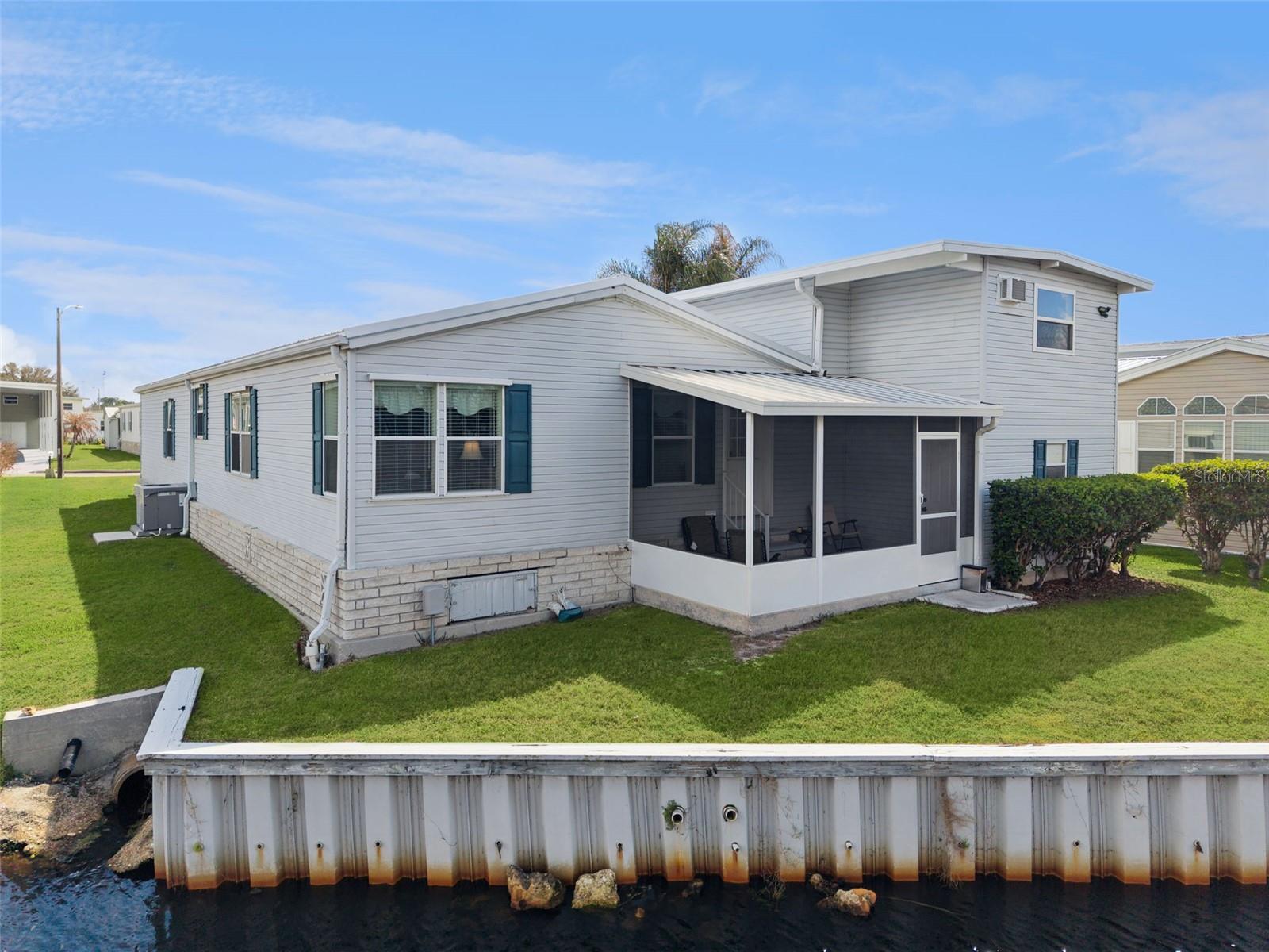 Image 35 of 76 For 5226 Island View Circle N