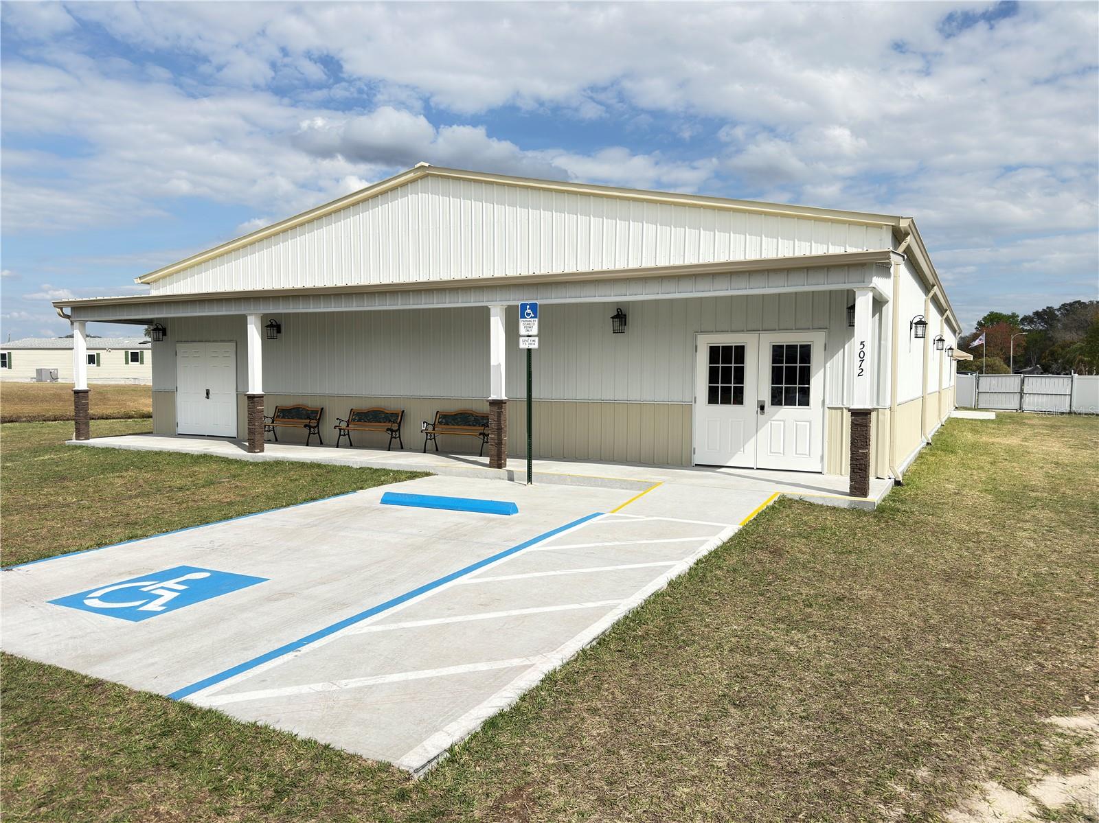 Image 59 of 76 For 5226 Island View Circle N