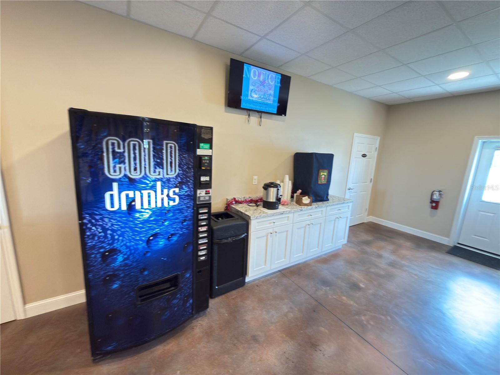 Image 75 of 76 For 5226 Island View Circle N