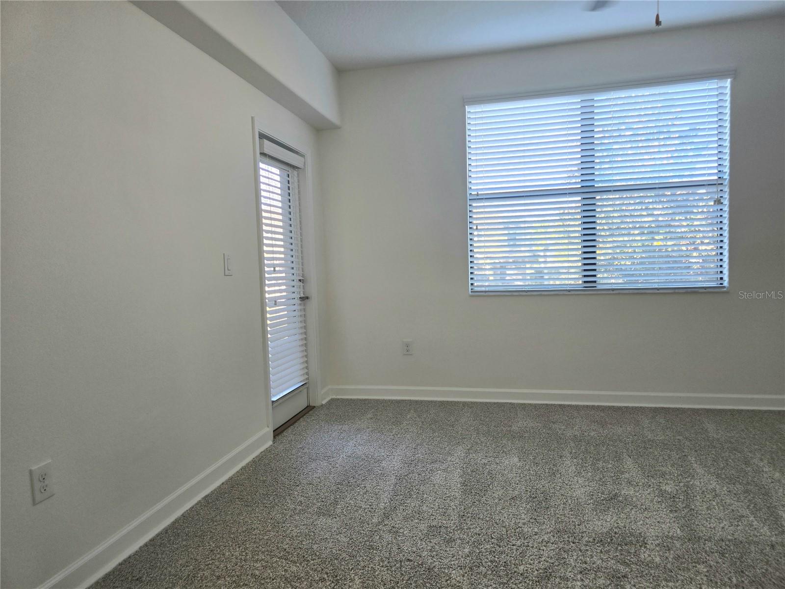 Image 17 of 44 For 8925 Azalea Sands Lane 602