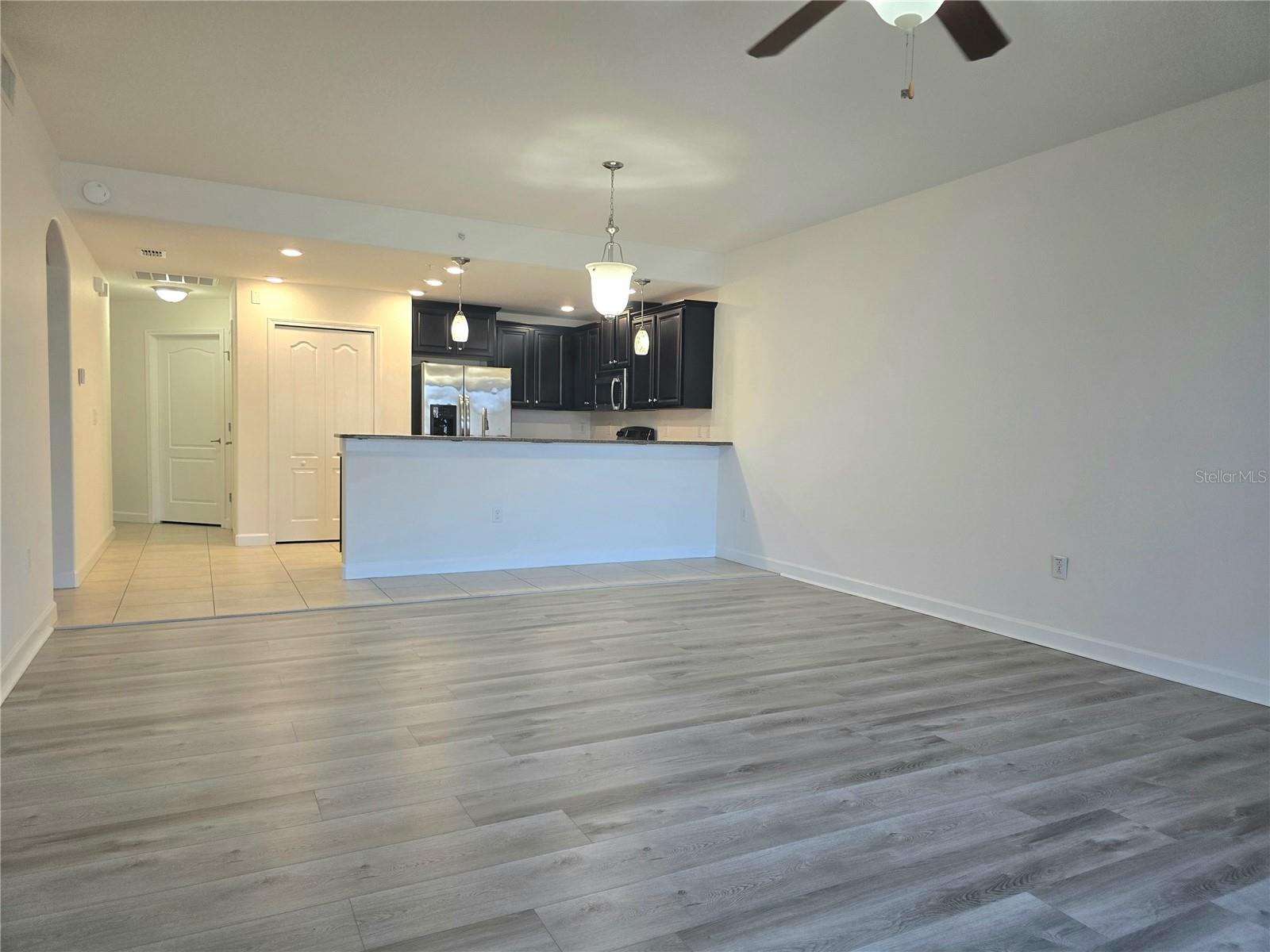 Image 7 of 44 For 8925 Azalea Sands Lane 602