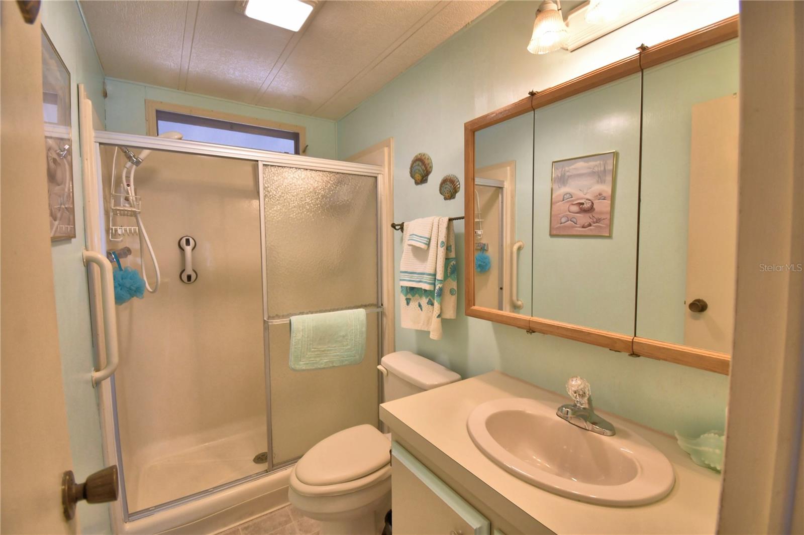 Image 15 of 63 For 4118 Sprucewood Street