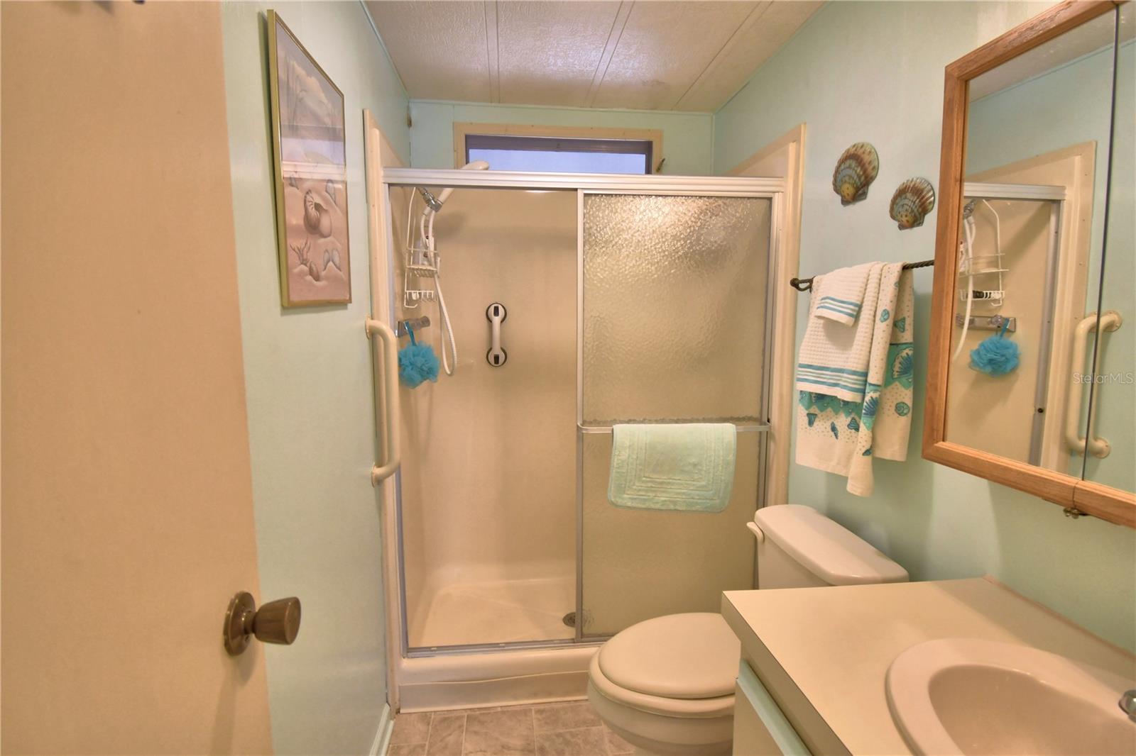 Image 16 of 63 For 4118 Sprucewood Street