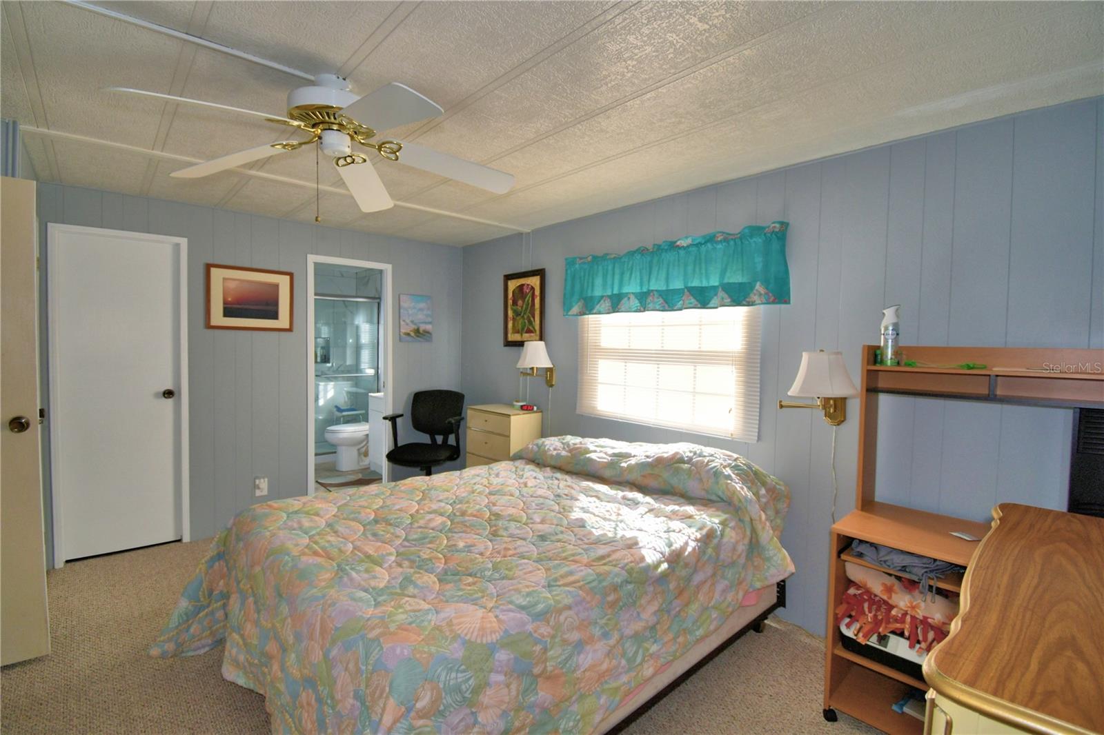 Image 21 of 63 For 4118 Sprucewood Street