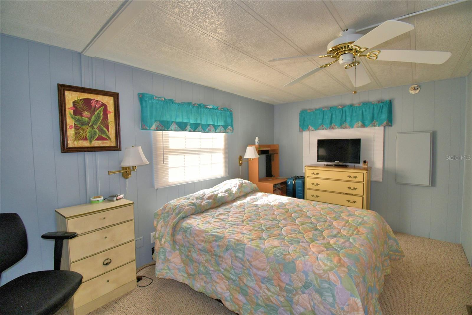 Image 23 of 63 For 4118 Sprucewood Street