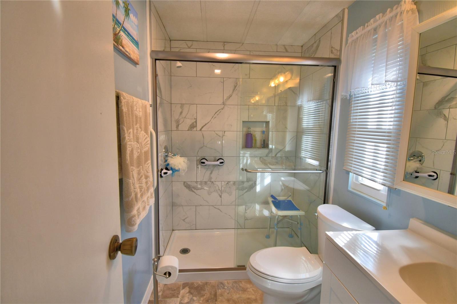 Image 25 of 63 For 4118 Sprucewood Street