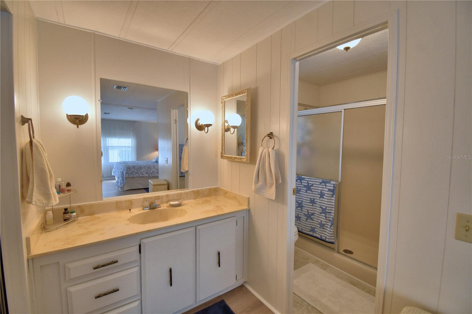 Image 34 of 62 For 4228 Cedarwood Street