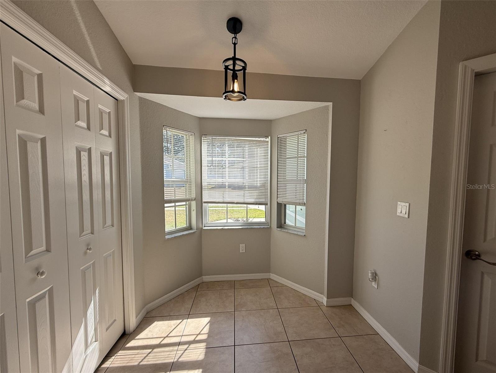 Image 11 of 33 For 4639 Great Blue Heron Drive