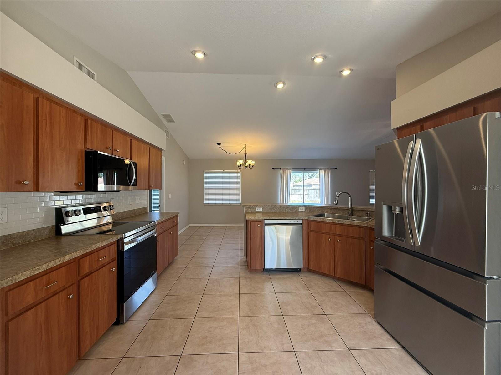 Image 13 of 33 For 4639 Great Blue Heron Drive