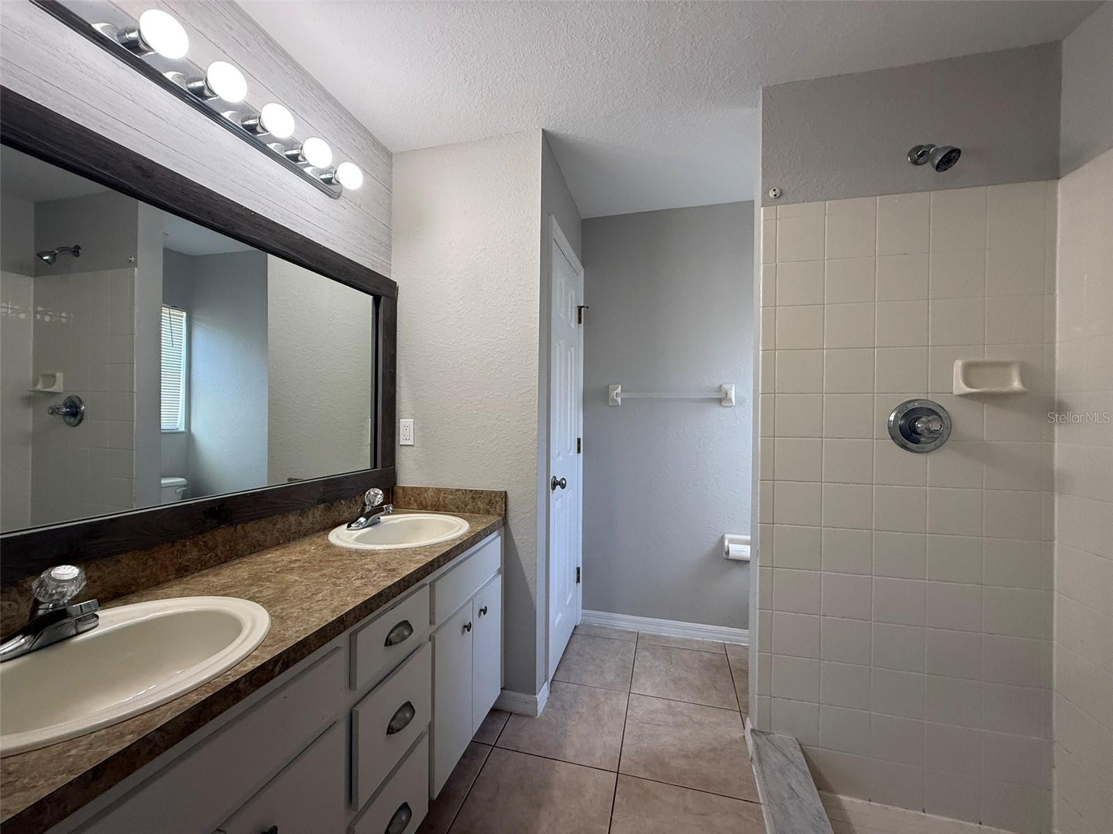 Image 23 of 33 For 4639 Great Blue Heron Drive