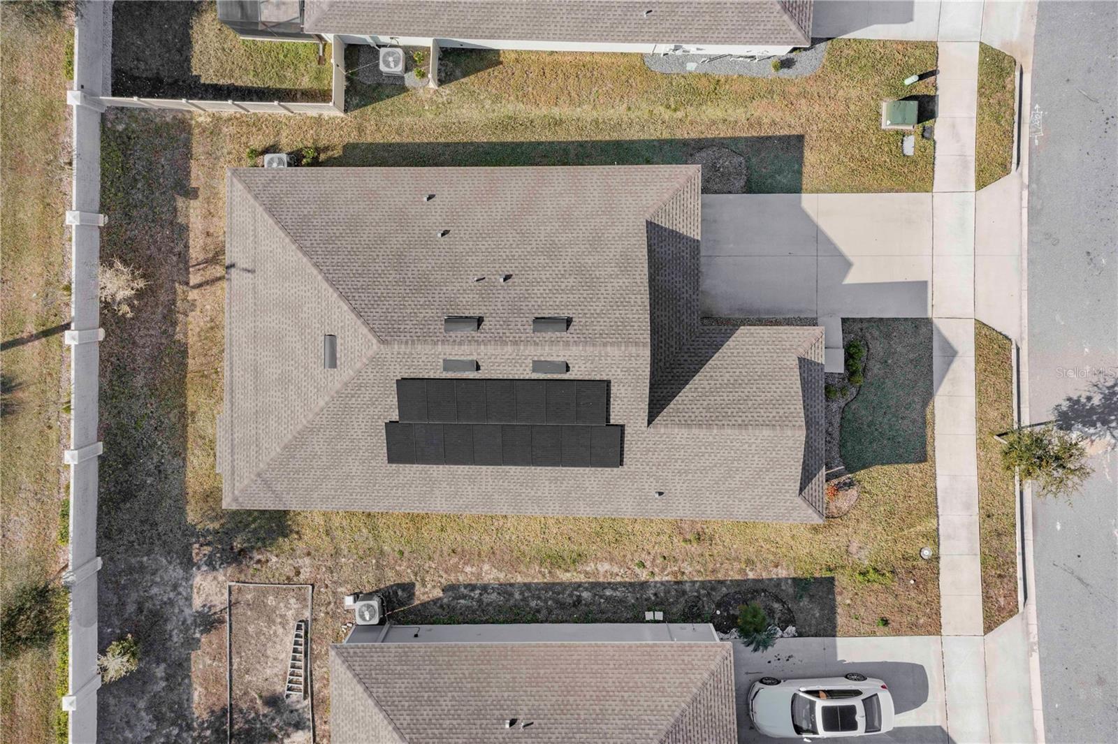 Image 26 of 34 For 355 Estates Court