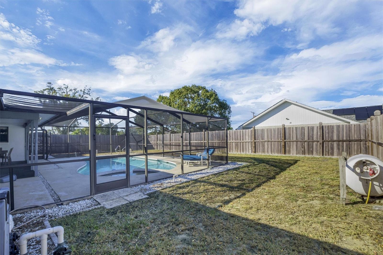 Image 12 of 41 For 295 Glen Avenue