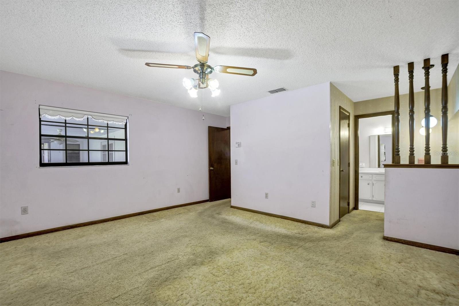 Image 30 of 41 For 295 Glen Avenue