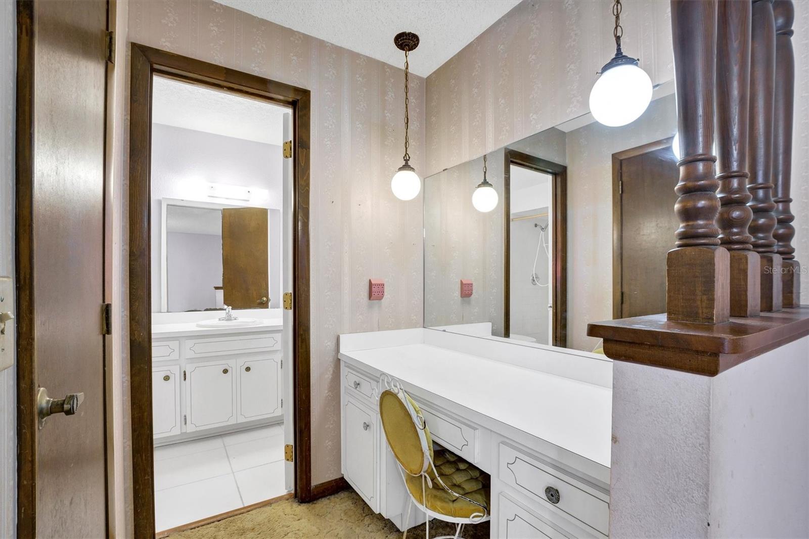 Image 31 of 41 For 295 Glen Avenue