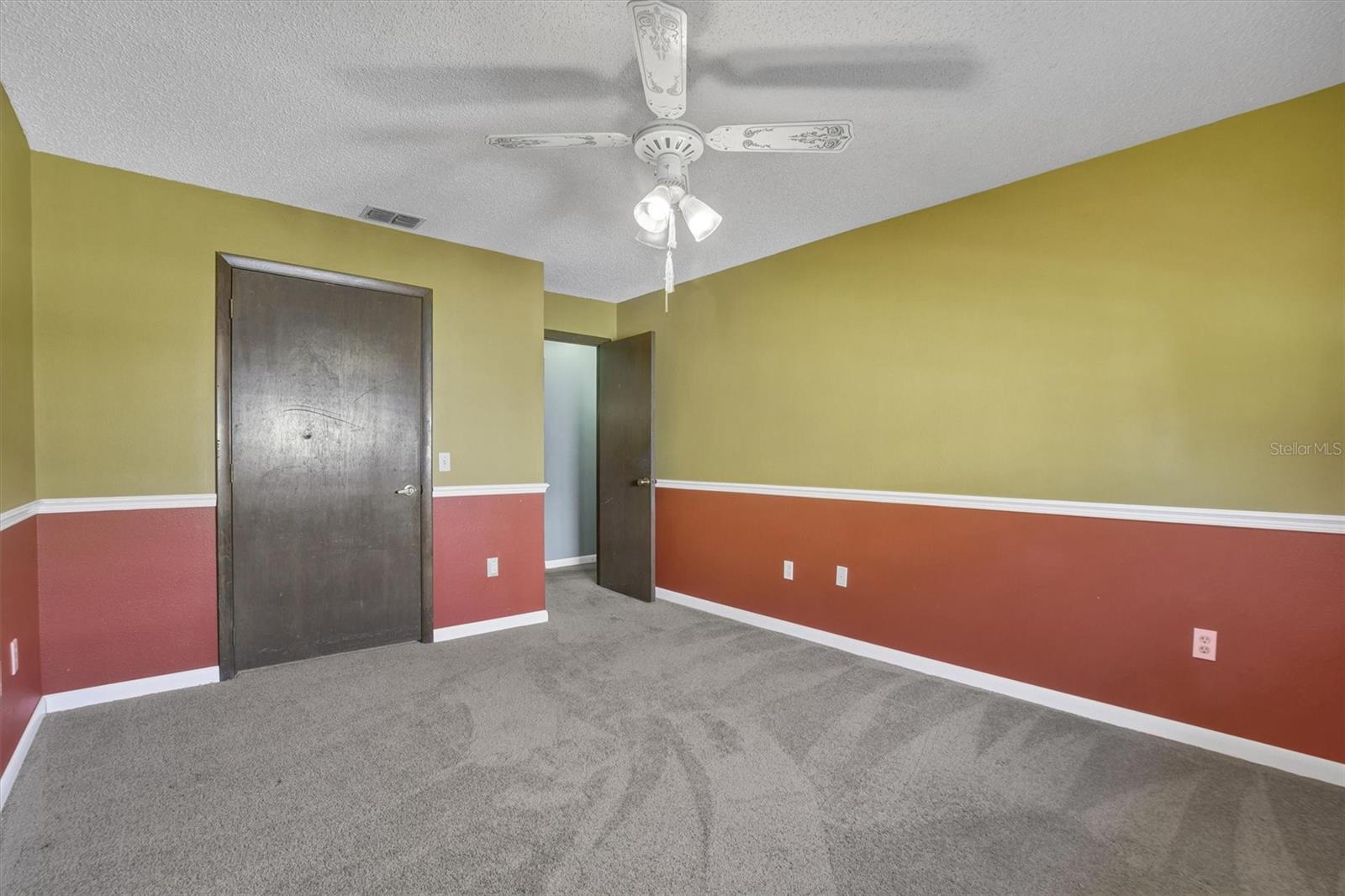 Image 36 of 41 For 295 Glen Avenue